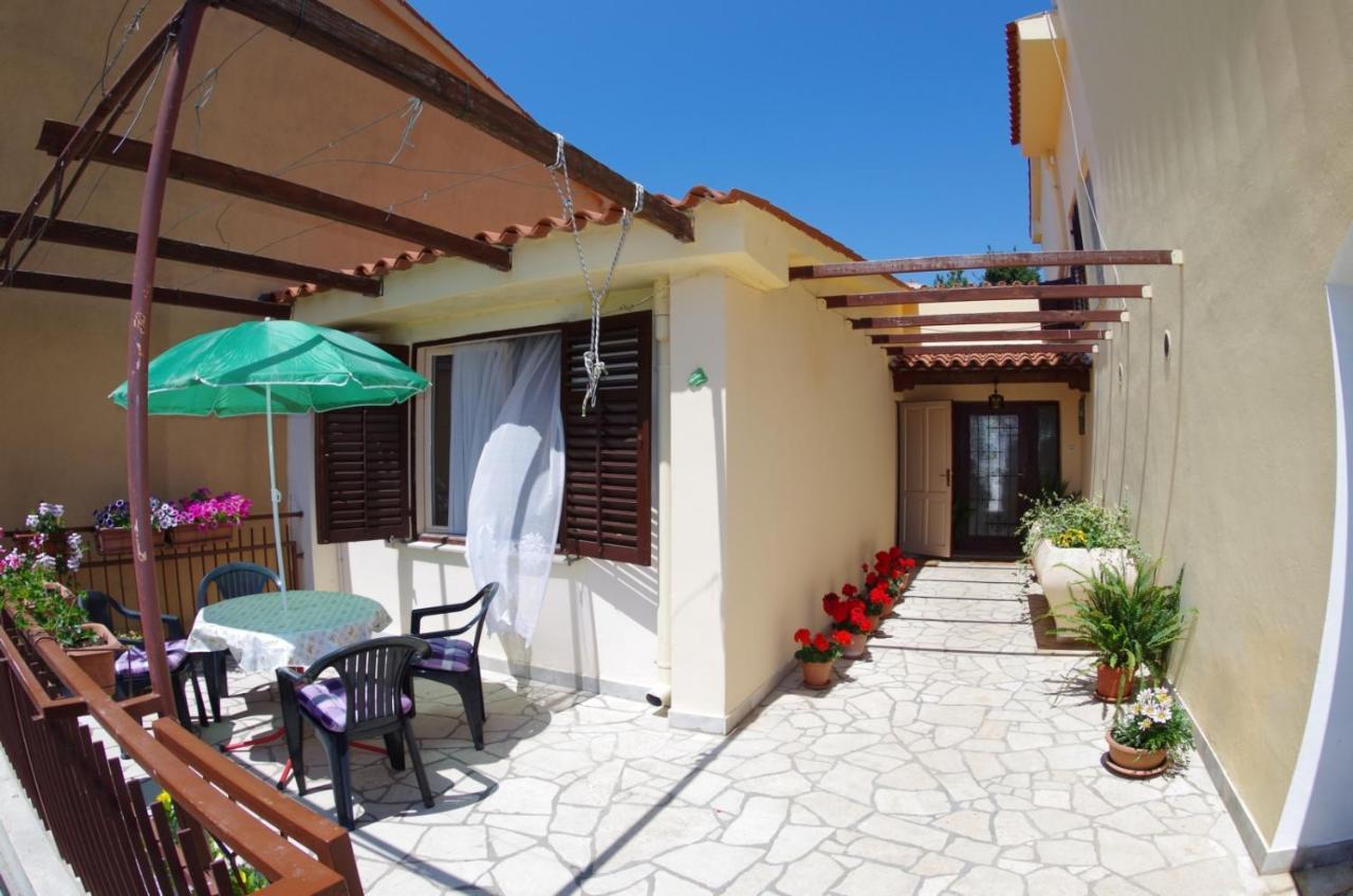 Holiday Apartments Ruzica, Pjescana Uvala Eksteriør billede