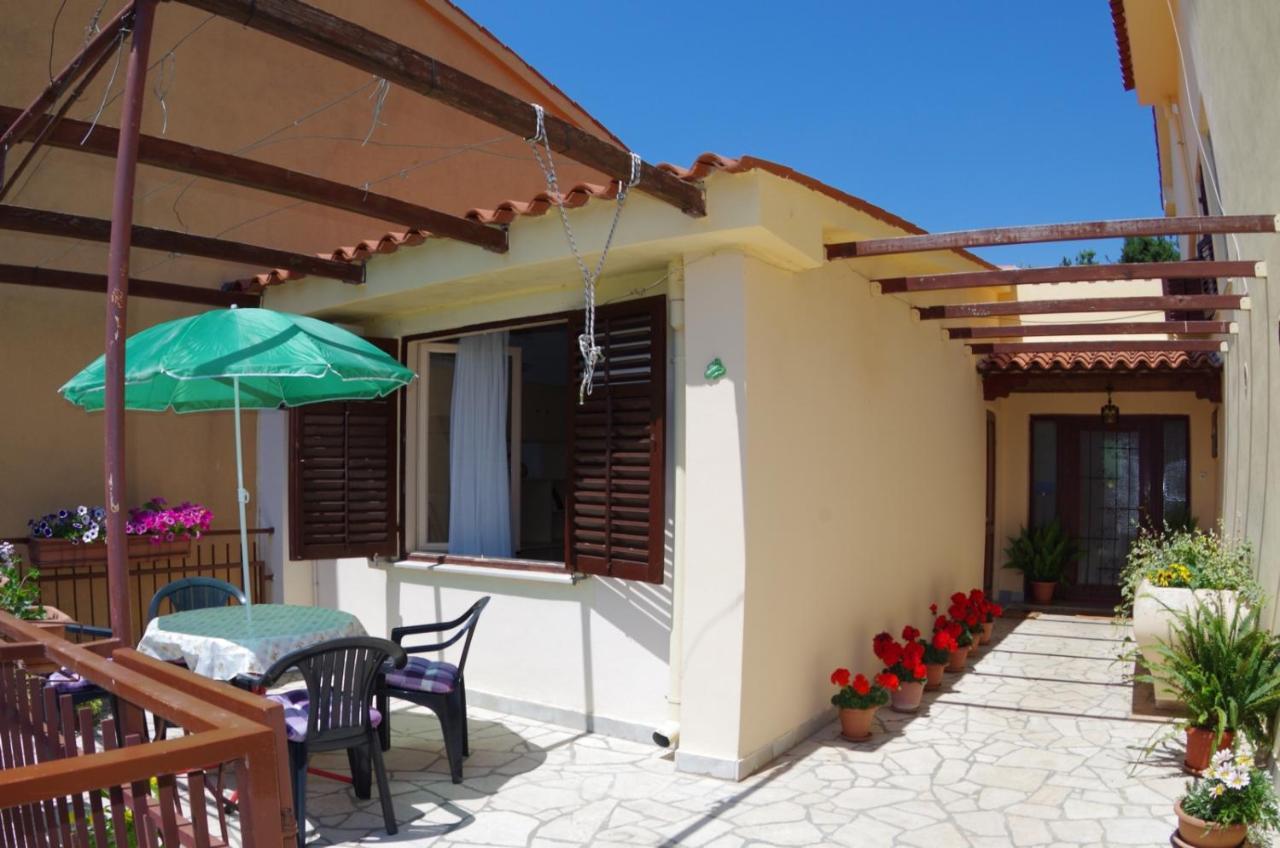 Holiday Apartments Ruzica, Pjescana Uvala Eksteriør billede