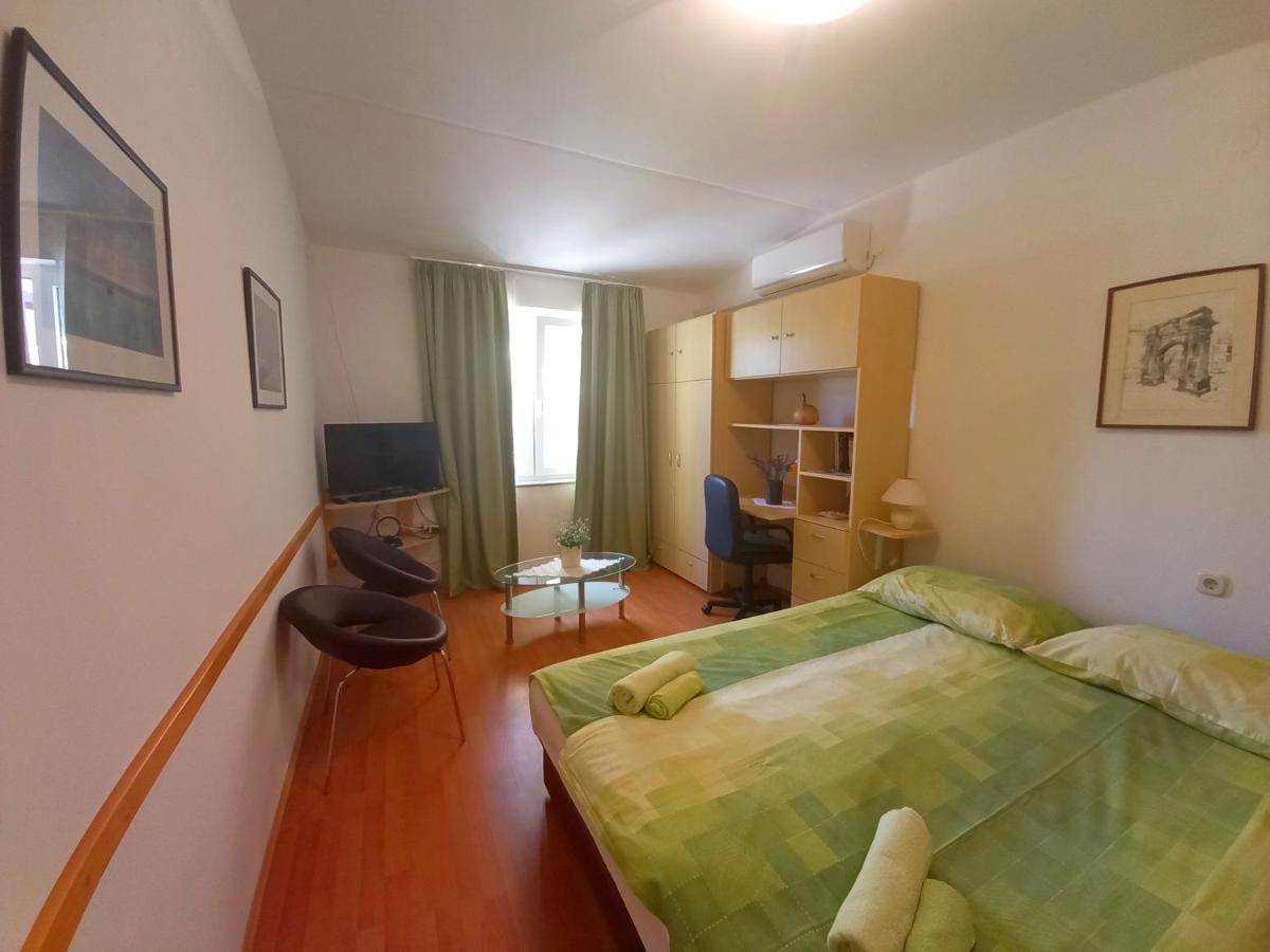 Holiday Apartments Ruzica, Pjescana Uvala Eksteriør billede